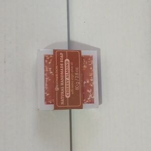 BATH and BLOOM SOAP 80G Full Size relax with natural scented Cherry Almon d NWT
